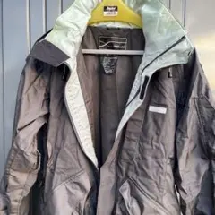 スノーボードウェアー　ブラック　M-Lサイズ