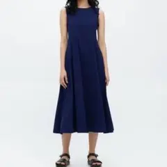 UNIQLO ユニクロ　ウルトラストレッチエアリズムワンピース ブルー S