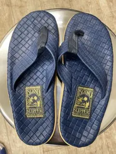 ISLAND SLIPPER イントレチャート レザーサンダル ネイビーのサムネイル