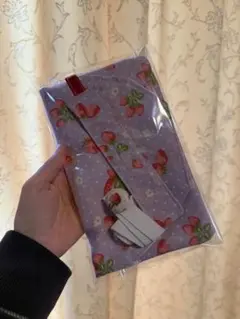 3点セットいちご柄ブックカバー/ペンケース最終値下げ