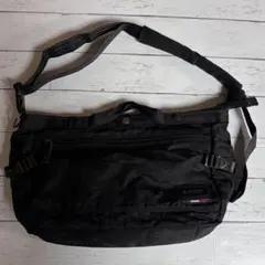 invicta インヴィクタ ショルダーバッグ 迷彩 ブラック 黒