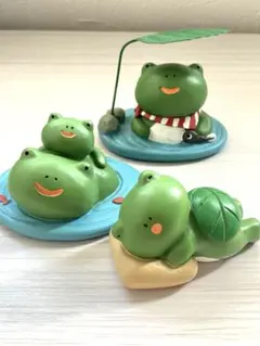 ☆ カエル 置物 3点セット インテリア小物 オブジェ　フィギュア　カエルグッズ