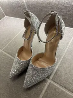 グリッターパンプス　ピンヒール　シルバー
