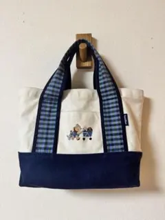 ファミリア　広尾店限定　トートバック