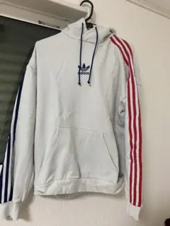 adidas オリジナルアディダス パーカー　水色