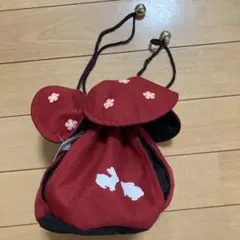 和風　うさぎプリント赤ポーチ　着物　浴衣　ちりめん風　和装　バッグ　巾着　桜