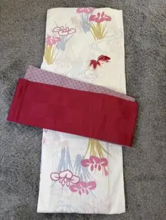 白地に深紅のあやめ咲く乱菊浴衣セット - メルカリ