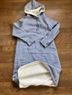 フード付きワンピース