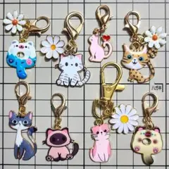 【c】　猫チャーム　8点セット　新品未使用