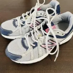 【匿名配送】 ニューバランス ランニングシューズ レディース