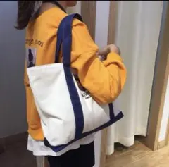 新品　「A BATHING APE 」カレッジ ロゴ トートバッグ