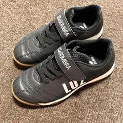 LUZeSOMBRA ルースイソンブラ フットサルシューズ 17cm 室内用のサムネイル
