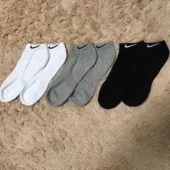 NIKE 3Pロゴソックス 25〜27cm