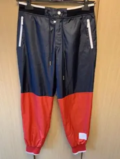 正規未使用 19SS Thom Browne. トムブラウン ナイロンパンツのサムネイル