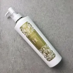 新品 ララビュウ HC モイストクレンジングミルク 150ml ロングセラーのサムネイル