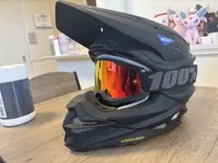 Airoh アイロー ・ロックスター Lサイズ装飾用 兼 競技用（公道不可