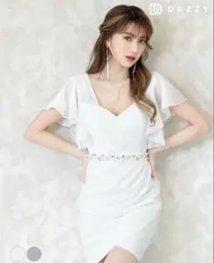 DAZZY フリルスリーブ ホワイトドレス