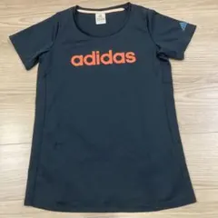 adidas アディダス 半袖Tシャツ 紺色 オレンジロゴ スポーツウェアのサムネイル
