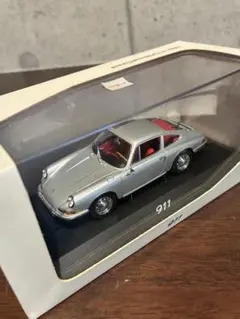シュコー 1/43 ポルシェ 911 RS マルティニレーシング #8 シュコー 1/43 ポルシェ 911 RS マルティニレーシング #8 - メルカリ