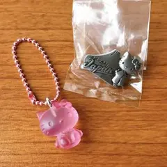 ハローキティ サンリオ グミチュアチャームGUMMI 富士山 ピンバッジのサムネイル
