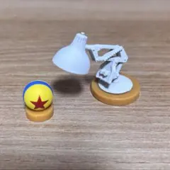 チョコエッグ　トイストーリー　シークレット　ルクソーJr＆ピクサーボール