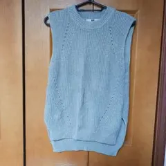 UNIQLO グレー ノースリーブニットベスト S