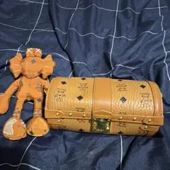 Item thumbnail for item 20d2ea68-7f26-459b-a57a-bab8b417dd80