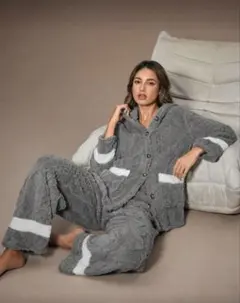 グレー フリース風 もこもこフード付き　ルームウェアセットアップL