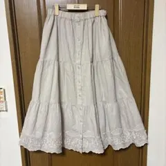 SM2裾スカラップレース　前ボタンロングスカート