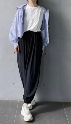 Julier ジュリエ　ライトプライムバルーンパンツ　ブラック　サイズ0のサムネイル