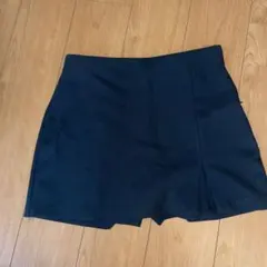 ZAPA 黒 ショートパンツ