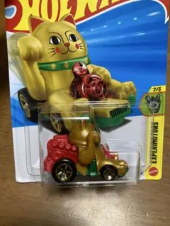 153‼️金の招き猫　Hot Wheels Feline Lucky ミニカー
