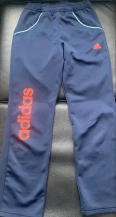 Item thumbnail for item 623551dd-d0e5-44f1-ac0f-936c6e814d31