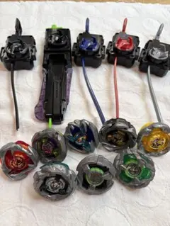 ベイブレード8個セット＋ランチャー4個