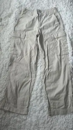 UNIQLO ベージュ カーゴパンツ Sサイズ