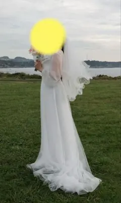 ウェディングドレス　パール付きAライン