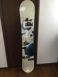 alibiスノーボード 板のサムネイル