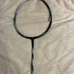 YONEX ASTROX 88D TOUR バドミントンラケットヒビがありますのサムネイル