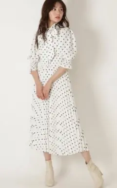 【新品】ウィルセレクション ボウタイリボン ドット　ワンピースのサムネイル