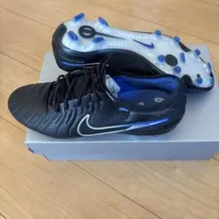 ティエンポ レジェンド 10 エリート ブラック×ブルーFG