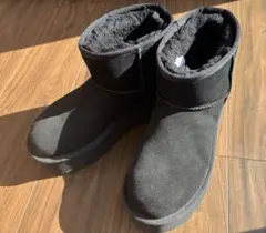 Item thumbnail for item 4e894140-5df6-406a-b8ca-61a21a8e470c