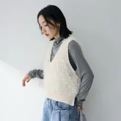 Green Parks ラメ入り毛足 ニット ベスト グリーンパークスのサムネイル