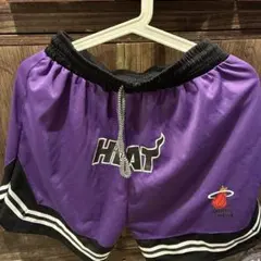 Item thumbnail for item 79510df3-157f-4945-a542-bbc2ec7f9c28