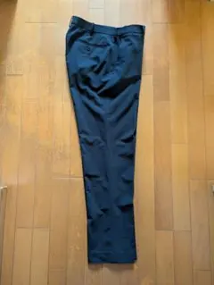 ユニクロ　感動パンツ　ネイビー　ウエスト82 レングス76 人気　早いもの勝ち