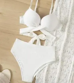 ホワイト クロスデザイン ビキニ セパレート水着