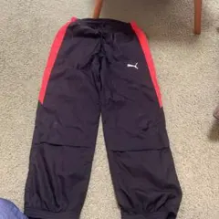 PUMA 黒/赤 サイズ140シャカシャパンツ