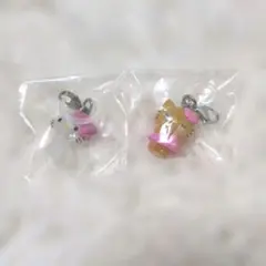 ハローキティ　めじるしアクセサリー　チャーミーキティ　日焼けキティ　2個セット