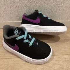 Nike Force 1 キッズシューズ 黒/紫/水色