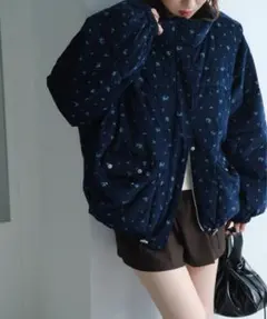 Kastane 無地&花柄　コーデュロイ中綿ミドルジャケット ネイビー