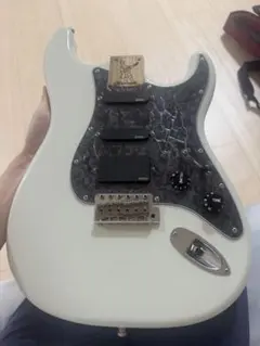 Kiesel Delos7 white satin/Gold Hardware - メルカリ